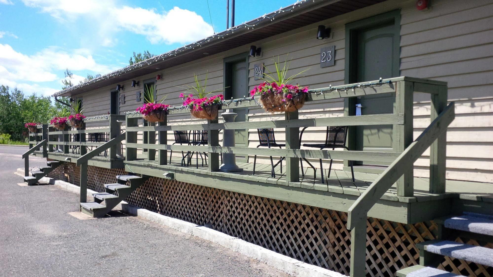 Nature'S Inn Kenora Εξωτερικό φωτογραφία